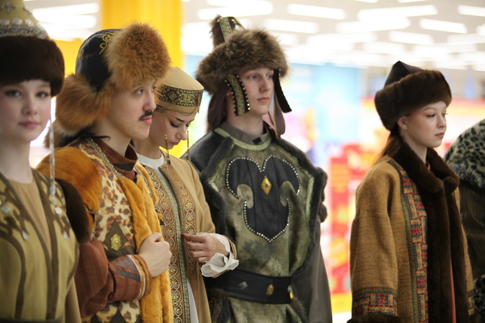 В Усть-Каменогорске отметили День национальной одежды