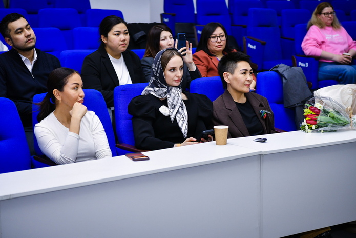 В ВКО прошел Форум женских инициатив вокруг искусственного интеллекта