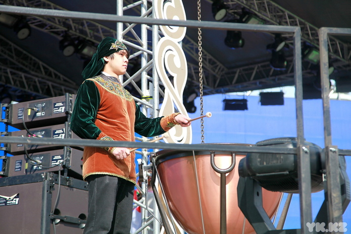 В Усть-Каменогорске отмечают Наурыз мейрамы