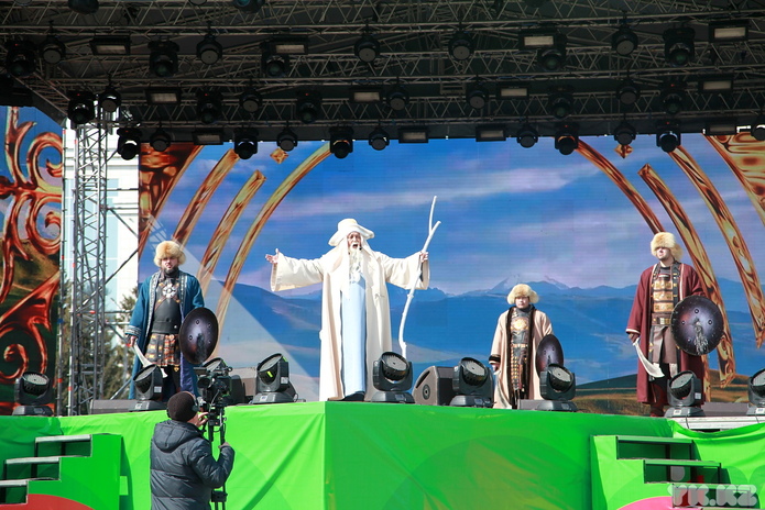 В Усть-Каменогорске отмечают Наурыз мейрамы