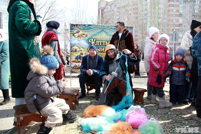 В Усть-Каменогорске отмечают Наурыз мейрамы