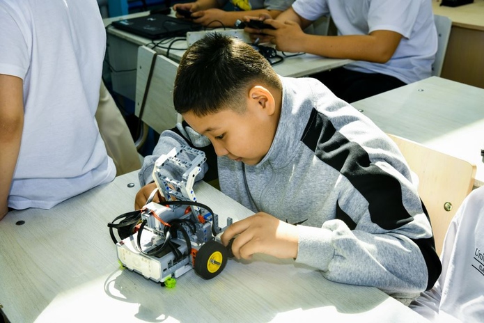 В Усть-Каменогорска прошел турнир по робототехнике