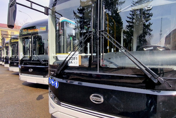 12 электробусов выйдут на улицы Усть-Каменогорска уже весной