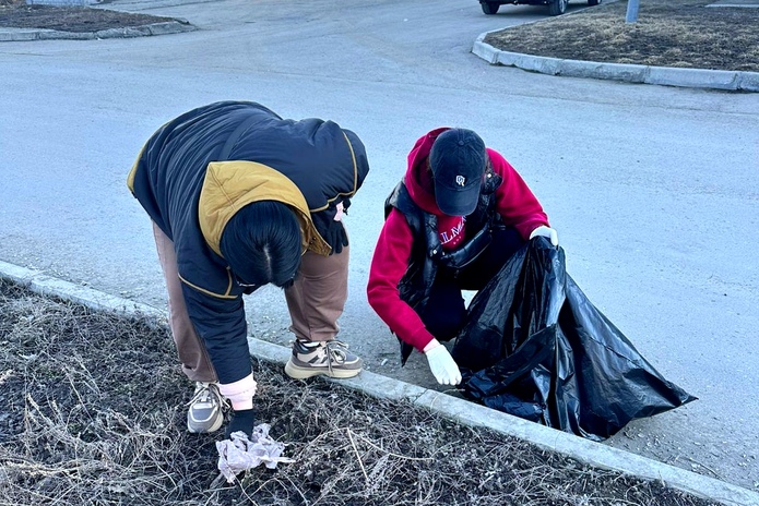 В Усть-Каменогорске прошёл массовый субботник