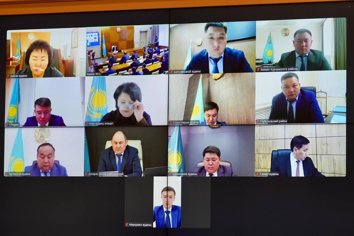 Акиматам городов и районов ВКО приказано ликвидировать мусорные свалки за неделю