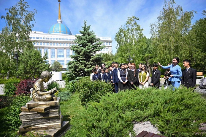 Школьники Казахстана побывали на экскурсии в Акорде