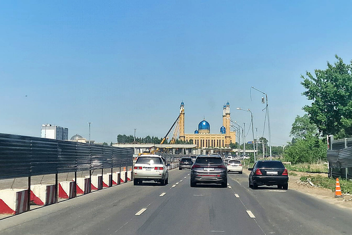 Участок проспекта Сатпаева закрыли для движения