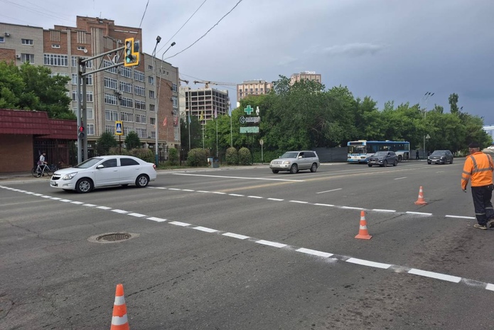 В новой разметке в Усть-Каменогорске находятся стеклянные микрошарики