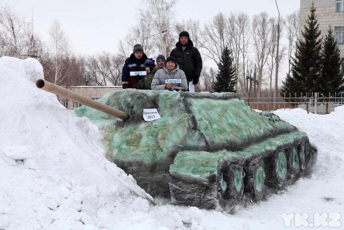 Танк в городе (+фото)