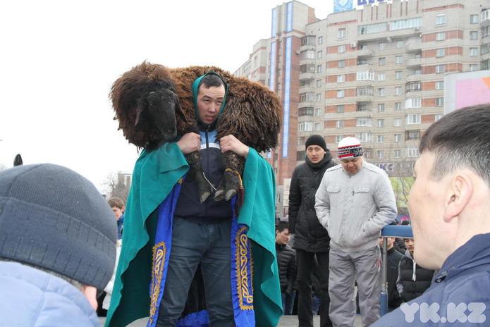 Восток встречает восточный новый год (+фото)