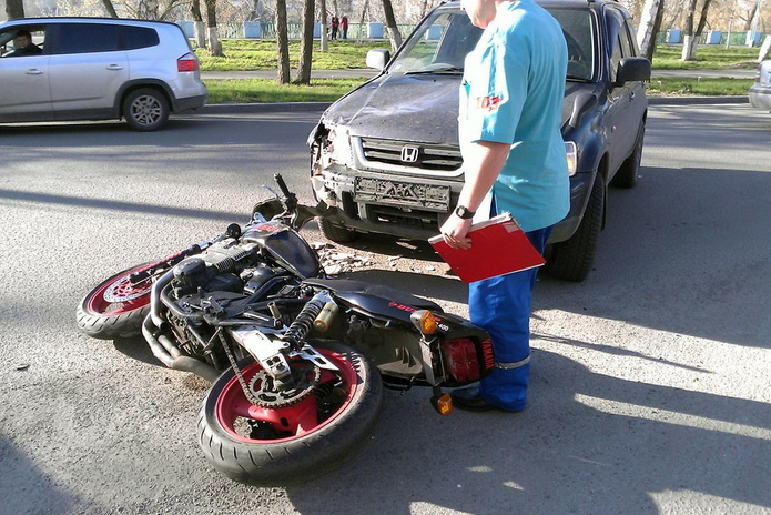 Лихой мотоциклист (+фото и видео)