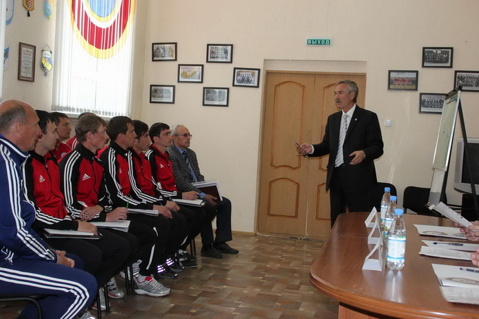 Для юных футболистов