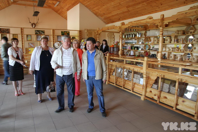 Лучший подарок, по-моему, мёд (+фото)