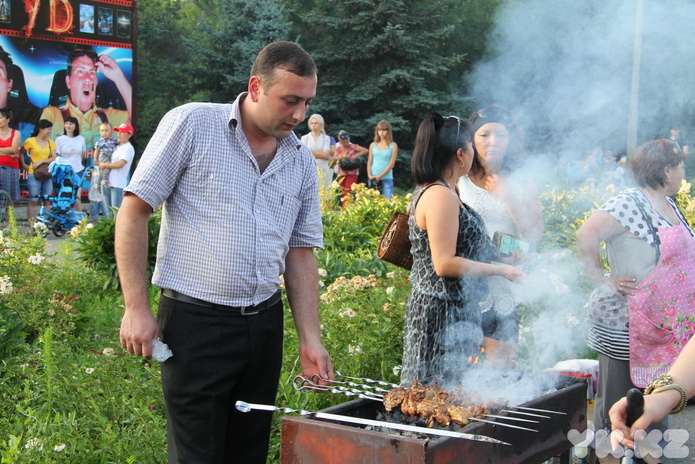 Сколько мы им платим