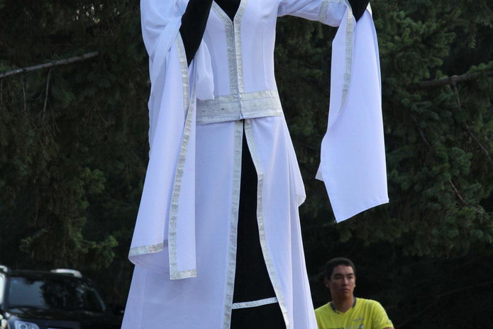 Сколько мы им платим