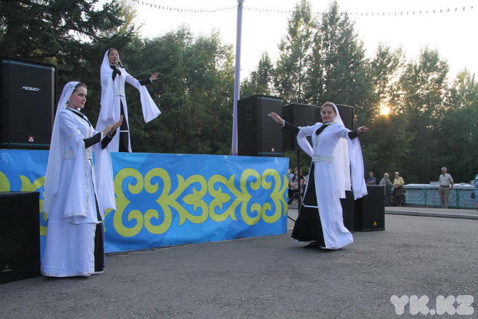 Сколько мы им платим