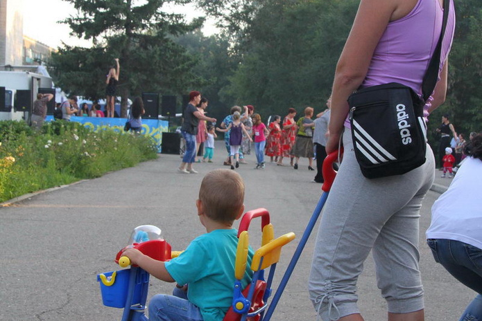 Сколько мы им платим