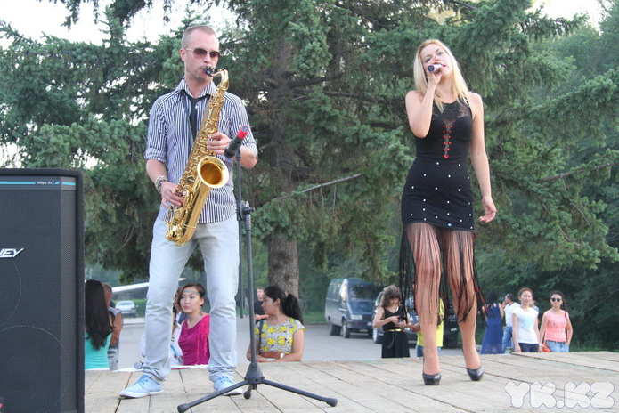 Сколько мы им платим