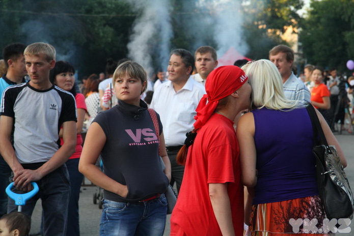 Сколько мы им платим