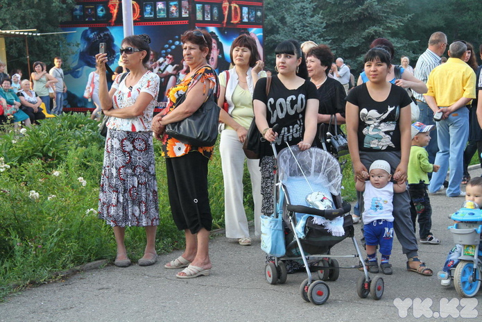 Сколько мы им платим