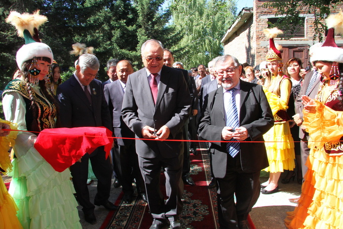 В очередь...