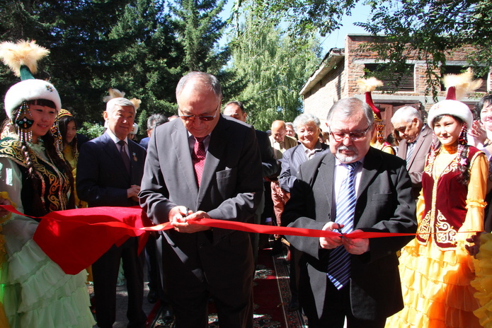 В очередь...