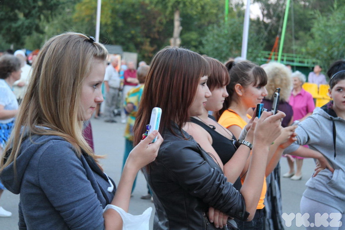 Нарушая законы