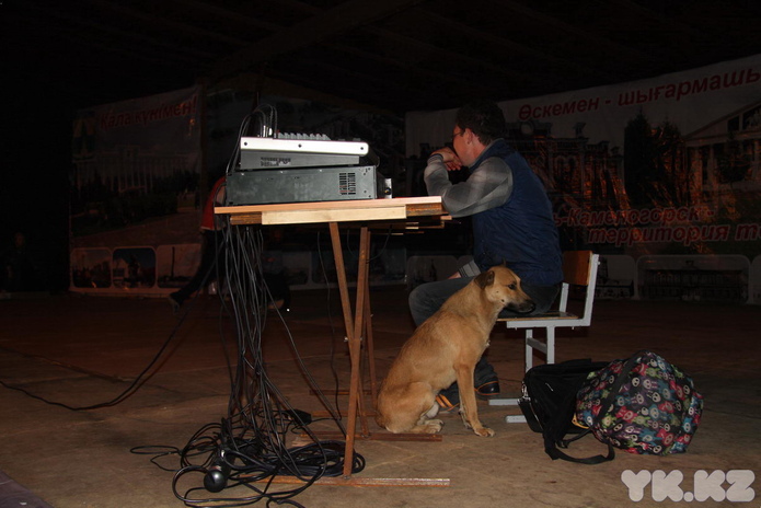 Зомби на Арбате (+фото)