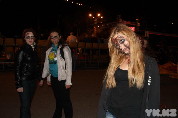 Зомби на Арбате (+фото)