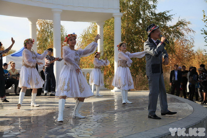 Поздравили (+фото)