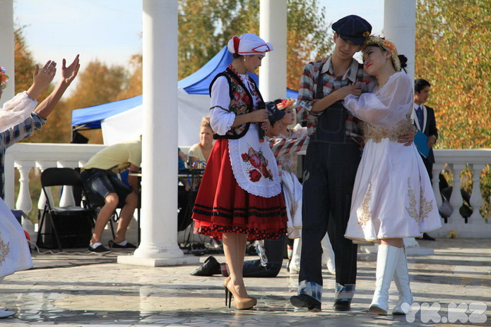 Поздравили (+фото)