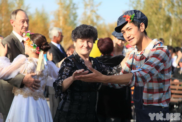 Поздравили (+фото)