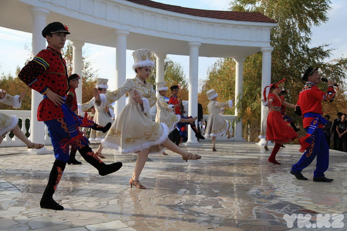 Поздравили (+фото)