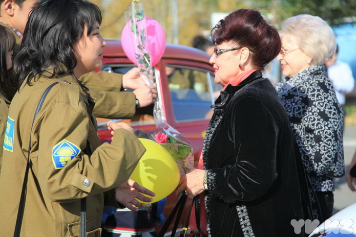 Поздравили (+фото)