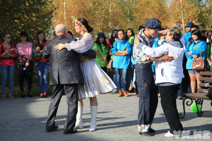 Поздравили (+фото)