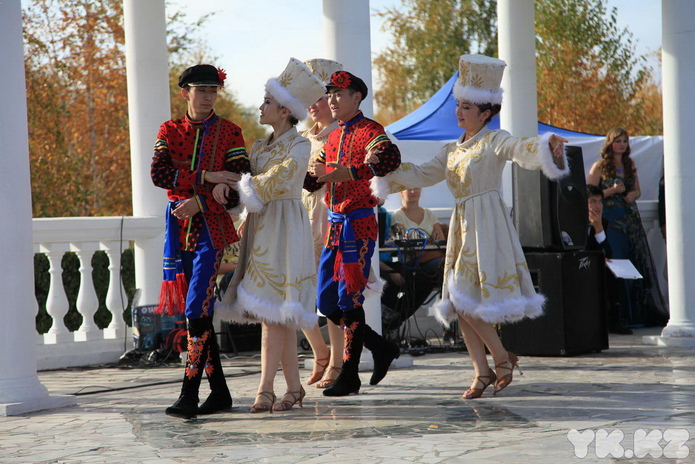 Поздравили (+фото)