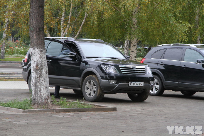 На чём ездит городской аким?
