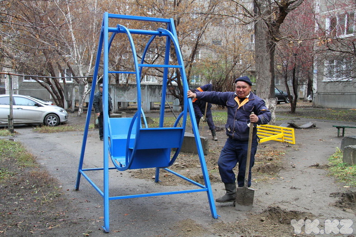 Качели-карусели