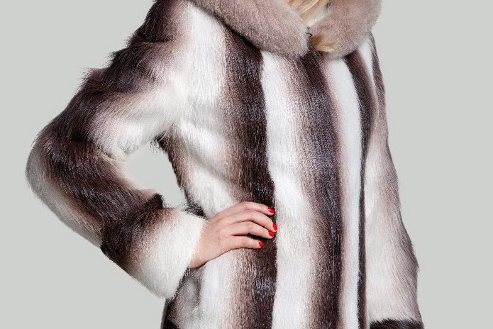 И шубку, и пальто - PR