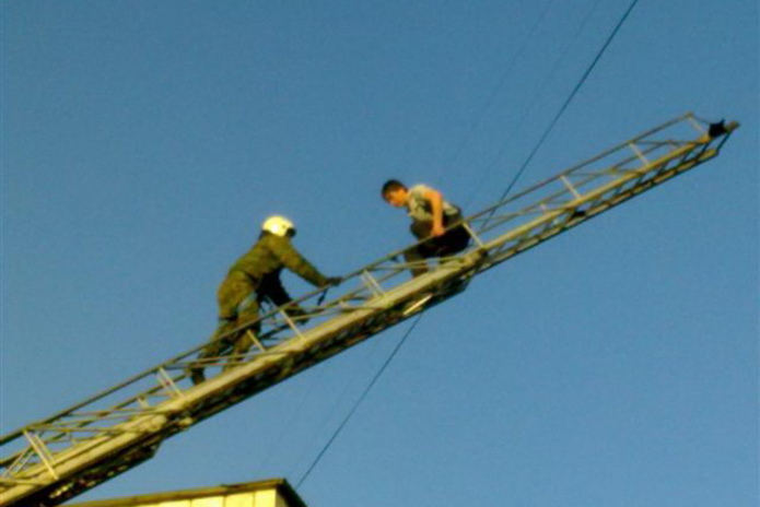 Наркоманов и алкоголиков - лечить раздельно