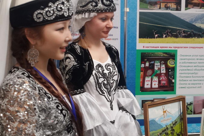 Чем заняться? Туризмом