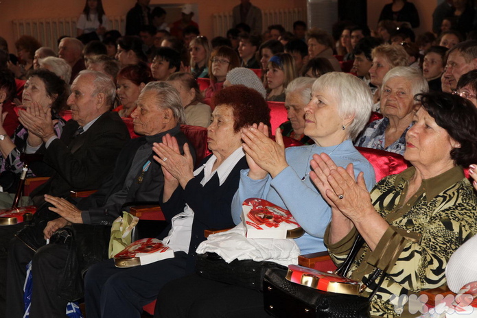 Вспоминать тяжело, забывать невозможно