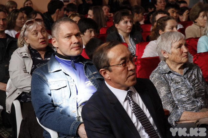 Вспоминать тяжело, забывать невозможно