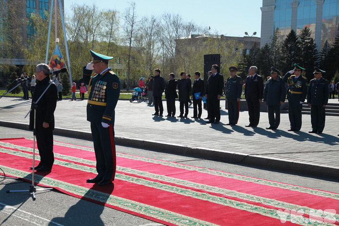 Вручили Боевое Знамя (+фото)