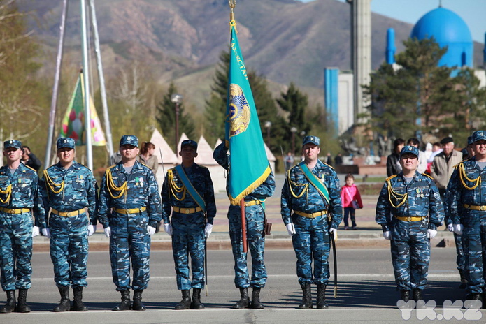 Вручили Боевое Знамя (+фото)
