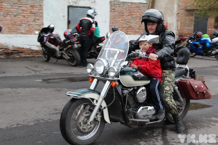 Байкеры открыли сезон (+фото)