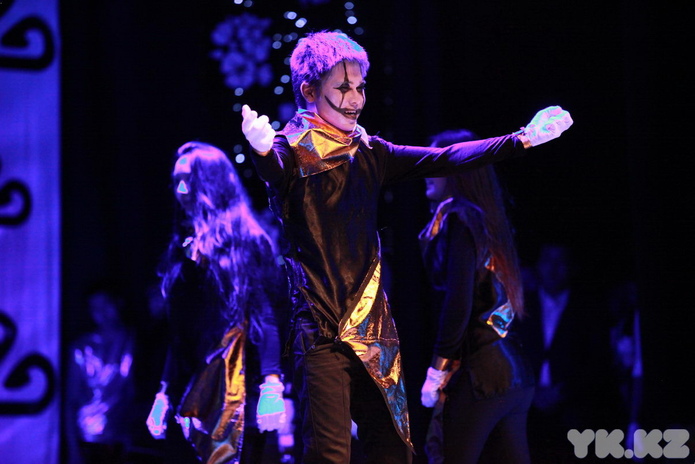 Студенты встречают весну (+фото)