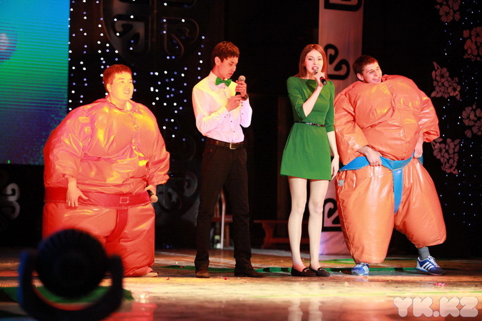 Студенты встречают весну (+фото)