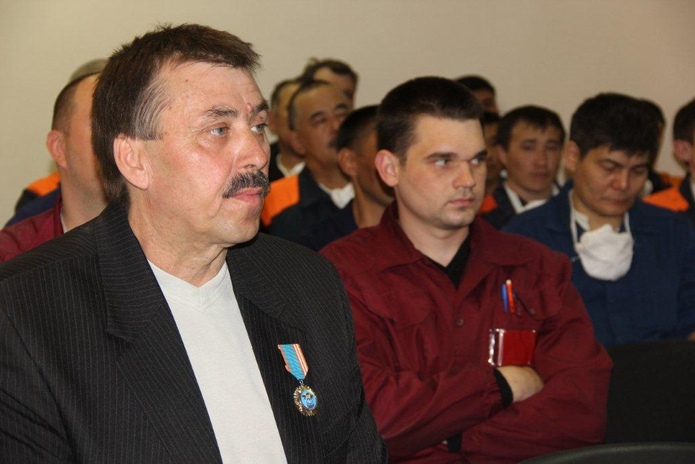 Вынес на руках