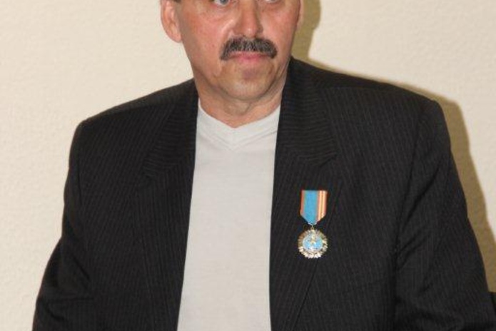 Вынес на руках